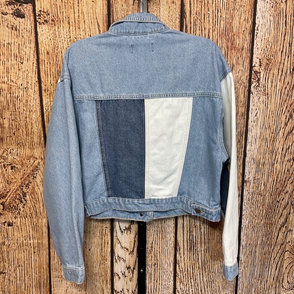 VIGOSS Women's Patchwork Denim Jacket Size L Blue White Long Sleeve Cropped - Picture 2 of 11